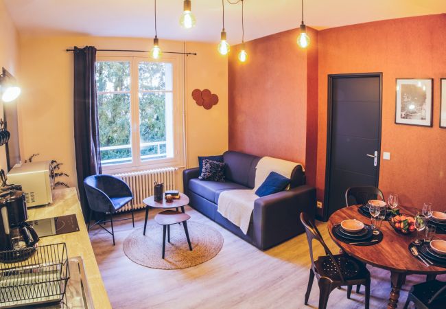 Appartement à Poitiers - Charmant appartement - Proche Gare & CV -